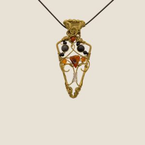 Pendente in Agata corniola, Onice nero e Ossidiana nera