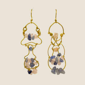 Coppia di orecchini in Quarzo rosa e Dumortierite