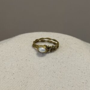 Anello in Perla di fiume